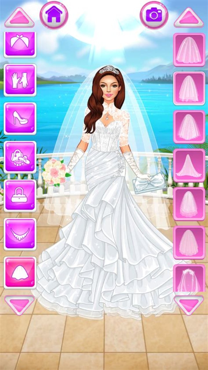Play DRESS UP GAMES for Free!